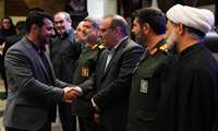 تقدیر از خادمان سلامت بیمارستان موقت مصلی و میزبانی از زائرین مراسم وداع و تشییع پیکر مطهر رهبر شهید انقلاب