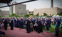 همایش پیاده‌روی خانوادگی به مناسبت هفته سلامت و گرامیداشت شهدای جنگ رمضان در دانشگاه علوم پزشکی ایران