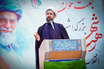 حجت‌الاسلام رستمی: انسجام مردم ایران در شرایط بحران، نقشه دشمن برای ایجاد تفرقه را ناکام گذاشت