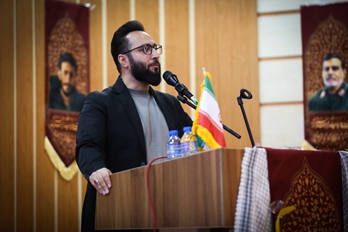 فرزند شهید تنگسیری: شهدای مدافع سلامت، قله‌های جامعه علمی کشور هستند