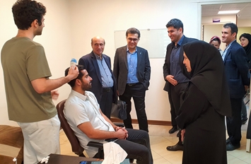 جایگاه خوب دانشگاه علوم پزشکی ایران در تولید دانش/در حوزه فناوری و طرح‌های اثرگذار نیاز به تلاش بیشتر داریم 